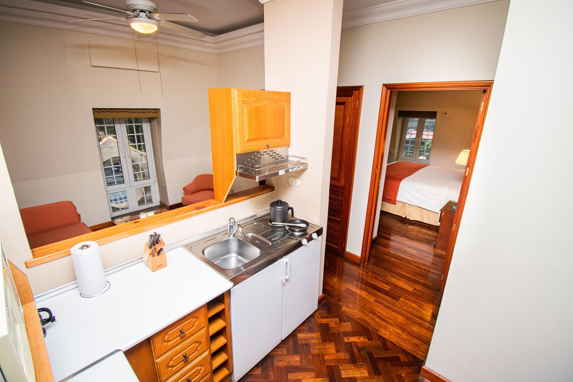 San Carlos 4* Guatemala-Stad